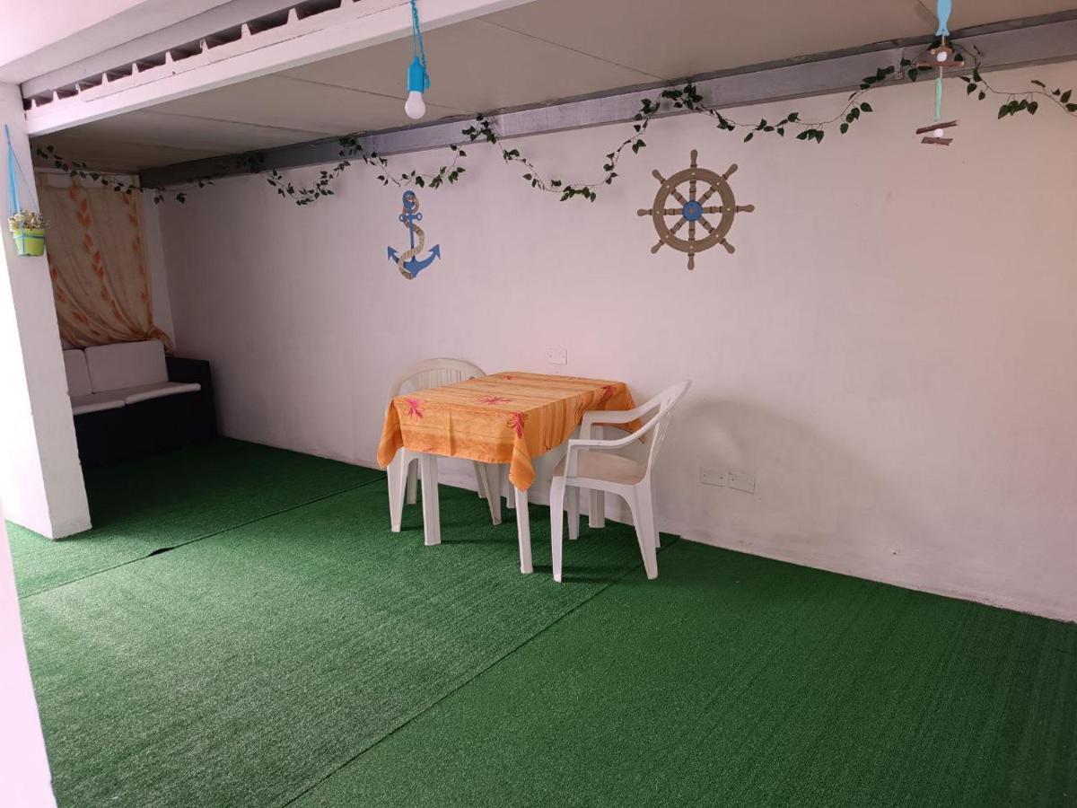 Residence Blu Marine Римини Екстериор снимка