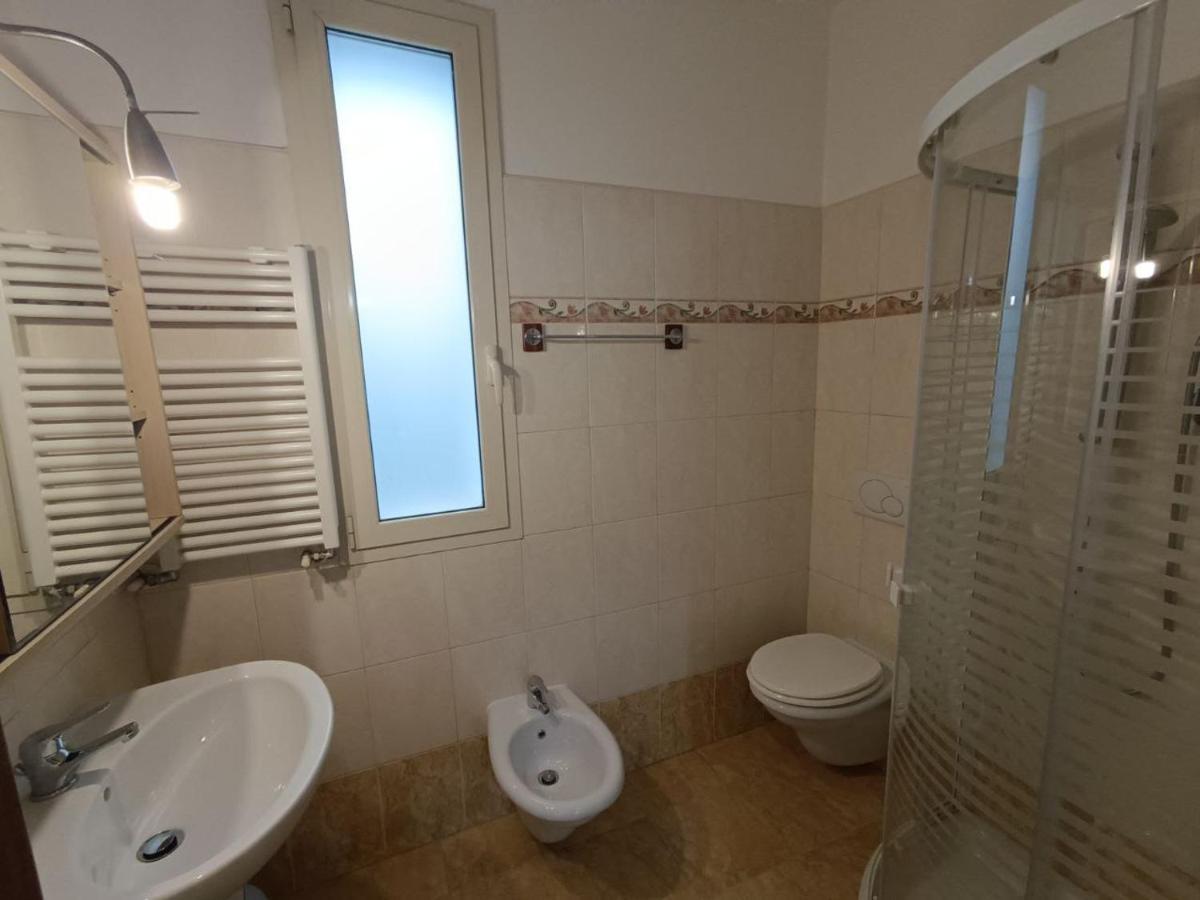 Residence Blu Marine Римини Екстериор снимка