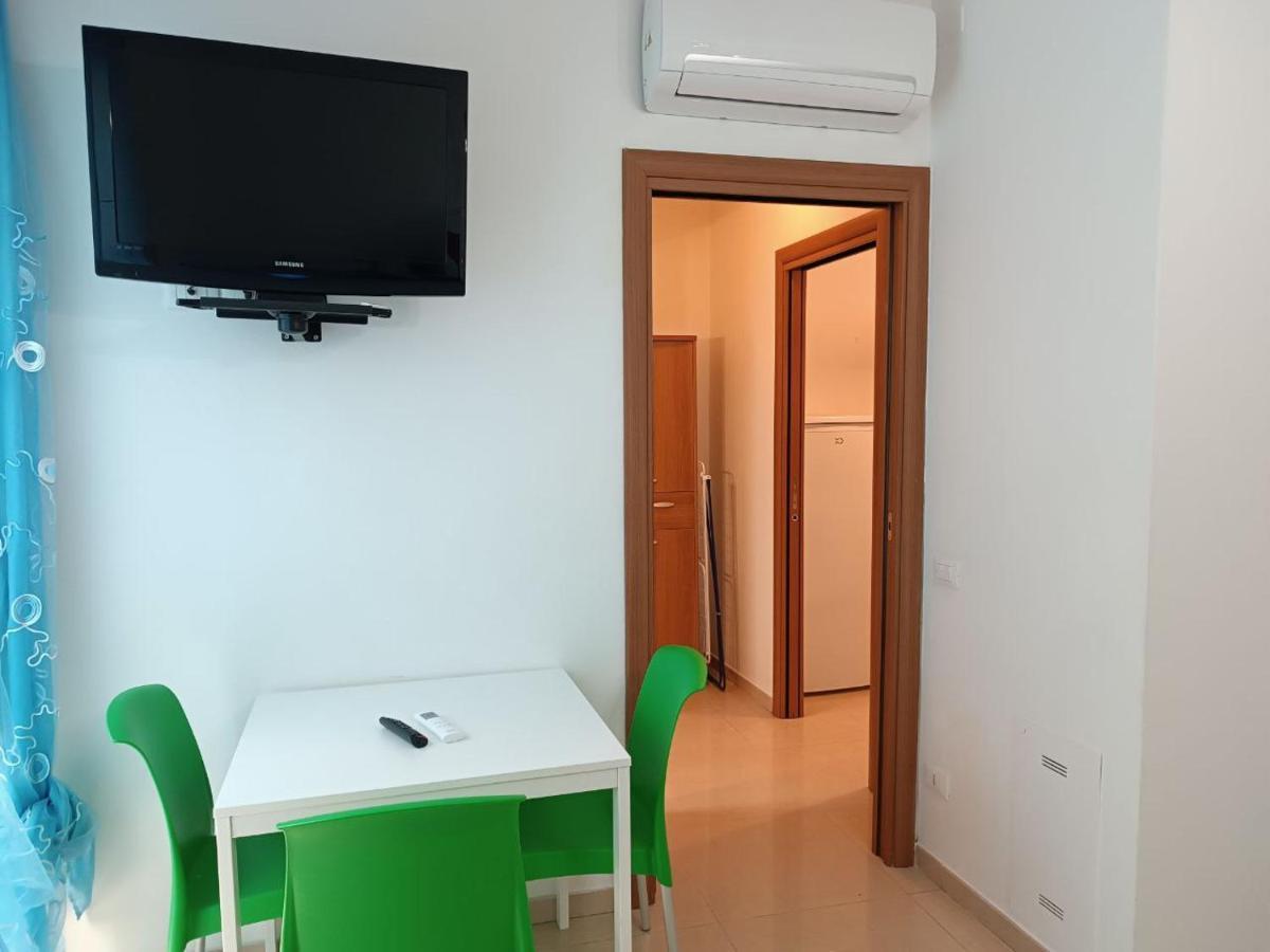 Residence Blu Marine Римини Екстериор снимка