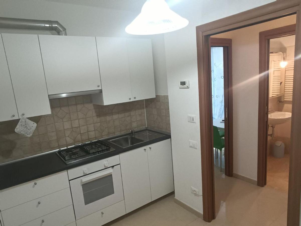 Residence Blu Marine Римини Екстериор снимка
