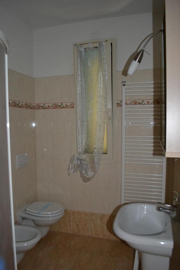 Residence Blu Marine Римини Екстериор снимка