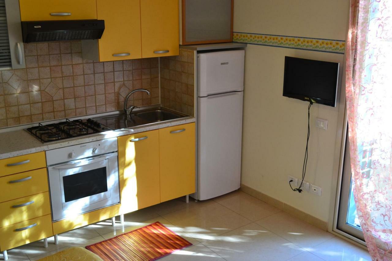 Residence Blu Marine Римини Екстериор снимка