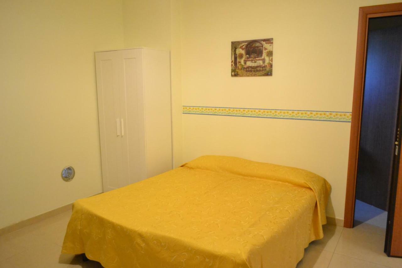 Residence Blu Marine Римини Екстериор снимка